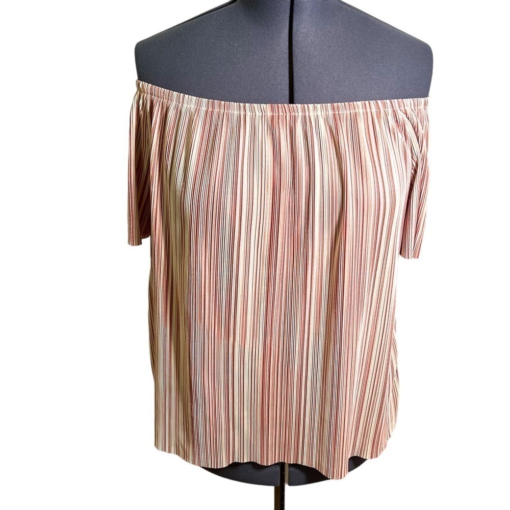 Sunday in Brooklyn Women's‎ Size XL Off Shoulder Blouse Pink Cream Stripe Short
